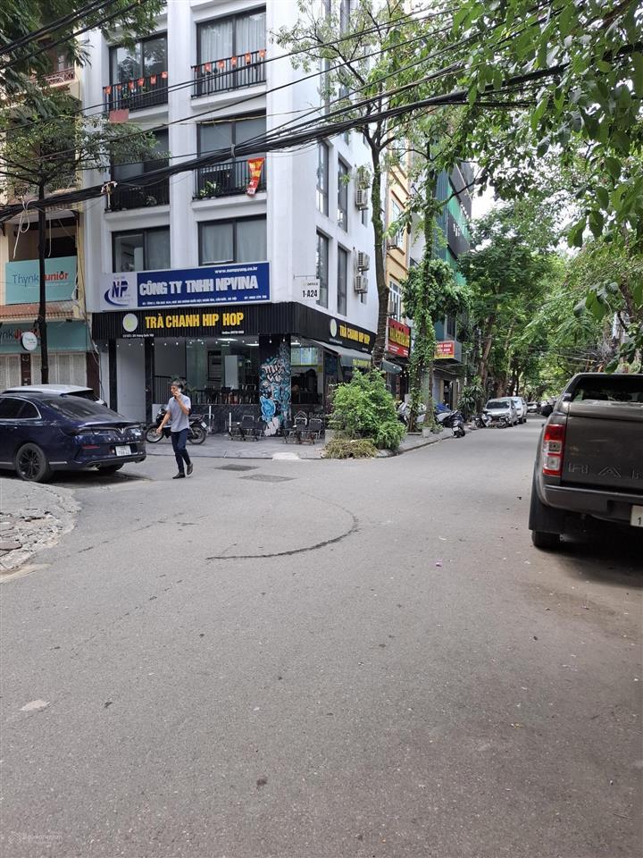 Cho thuê căn góc dt 60 m2 mặt phố nghĩa tân, hoàng quốc việt. giá thuê 15 tr/th