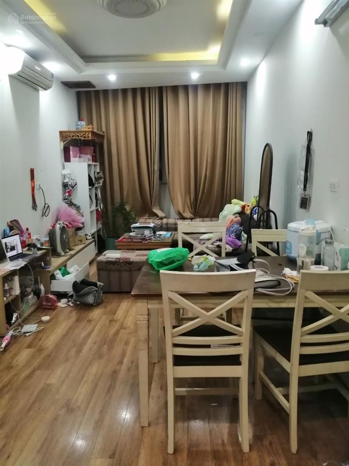 Chính chủ bán căn hộ 52m2 2 phòng ngủ vệ sinh, full đồ, kdt nghĩa đô  106 hoàng quốc việt. 5,6 tỷ