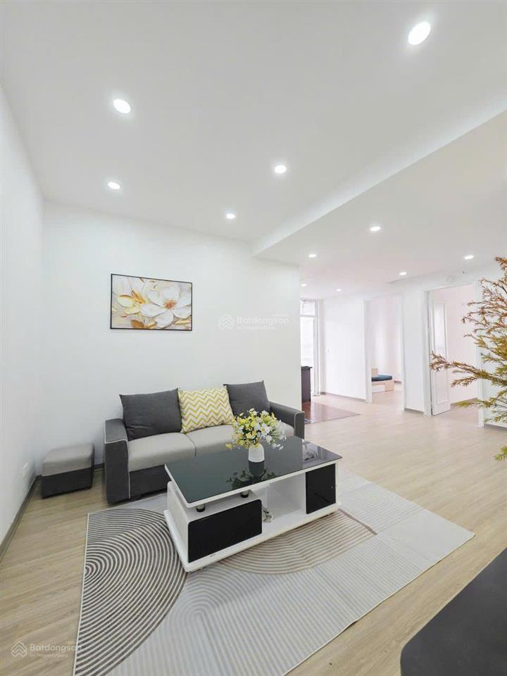 Chính chủ bán căn hộ căn góc 60m² 3pn, 2vs, tòa chung cư kđt làng quốc tế thăng long, p dịch vọng