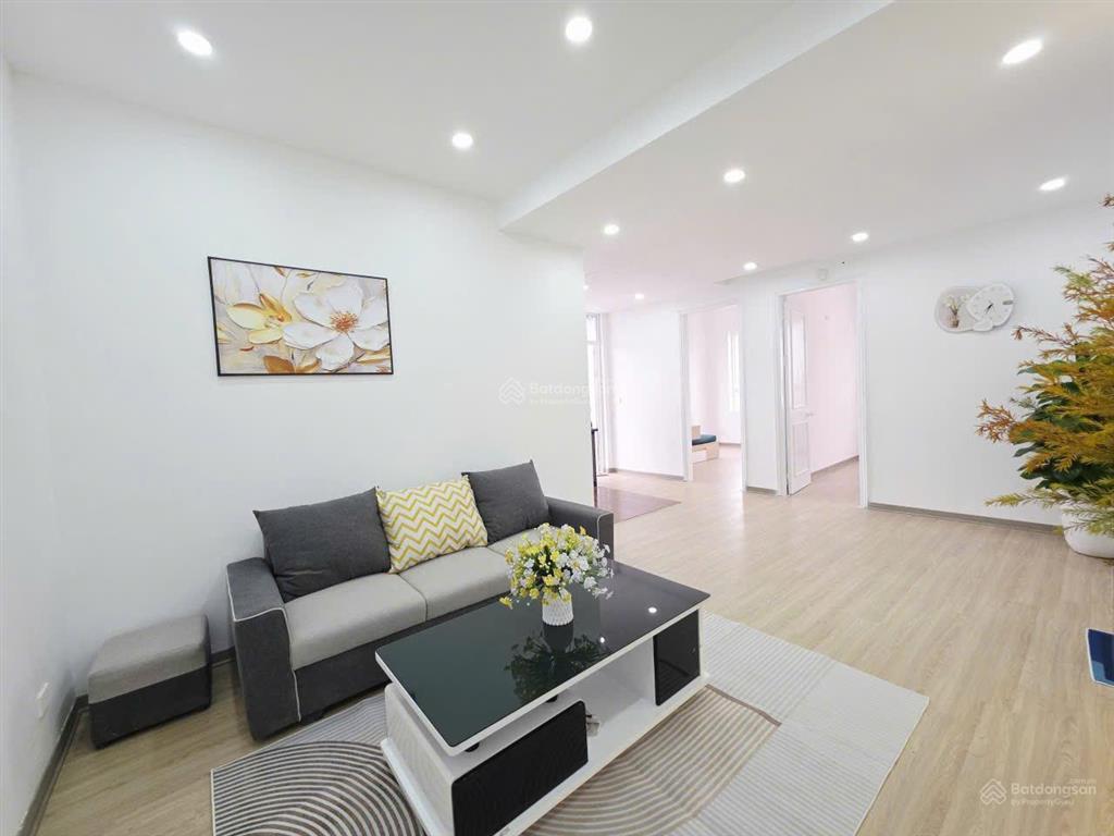 Chính chủ bán căn hộ căn góc 60m² 3pn, 2vs, tòa chung cư kđt làng quốc tế thăng long, p dịch vọng