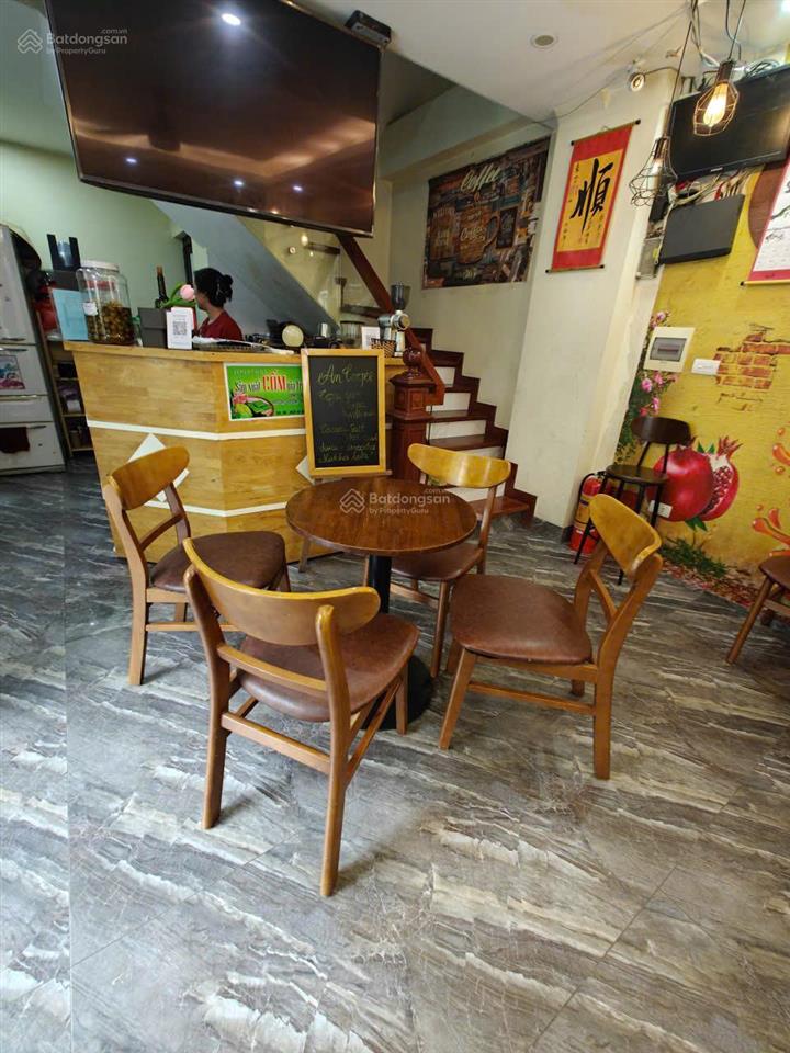 Cho thuê mặt bằng kinh doanh căn góc 2 mặt, dt 70m2, mt 15m, phố nghĩa tân  hoàng quốc việt