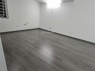 Cho thuê căn hộ 50m2, 2pn, vs, đồ cơ bản tòa mới ct3 kdt nghĩa đô  106 hoàng quốc việt. 9 tr/th