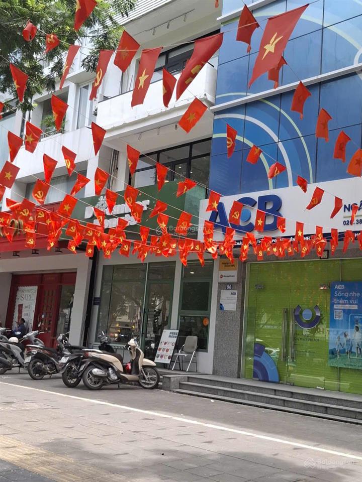 Cho thuê mb 70m2, mt 6m, vỉa hè rộng, mặt phố nguyễn khánh toàn, 40 tr/th