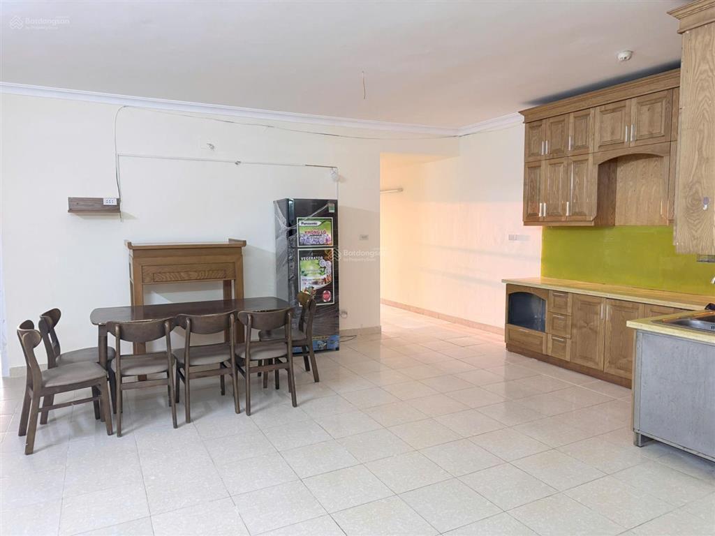 Bán căn hộ 70m2, 3pn, vs, ngõ 234 hoàng quốc việt, nghĩa đô, giá 4,5 tỷ