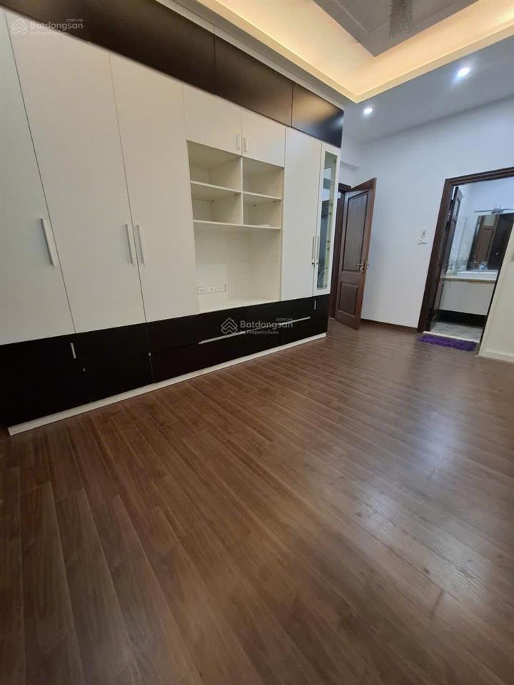Chính chủ bán căn hộ 58m2, 2pn, 2vs, trang bị nội thất, kđt nghĩa đô  106 hoàng quốc việt