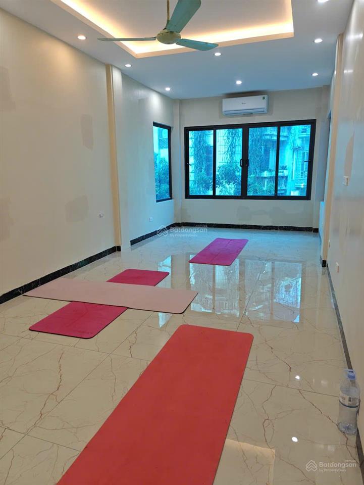 Chính chủ cho thuê nhà riêng 55m2 x 5 tầng, thang máy, ngõ 2 ô tô tránh, phố trung kính  cầu giấy