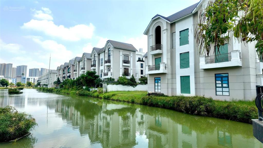 Bán nhanh biệt thự song lập 250m2 hồ sen súng vinhomes grand park giá tốt nhất 36,5 tỷ