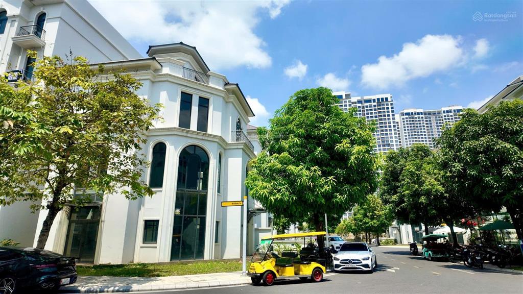 Bán nhanh boutique villa manhattan vinhomes grand park giá tốt 39.5 tỷ