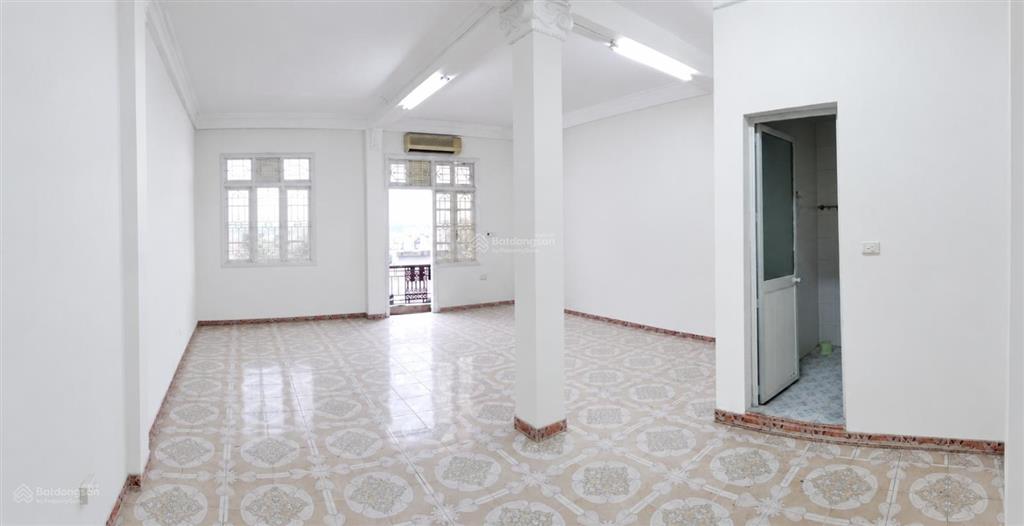 Chính chủ cho thuê nhà mặt đường nguyễn văn cừ 125m/sàn có tầng hầm