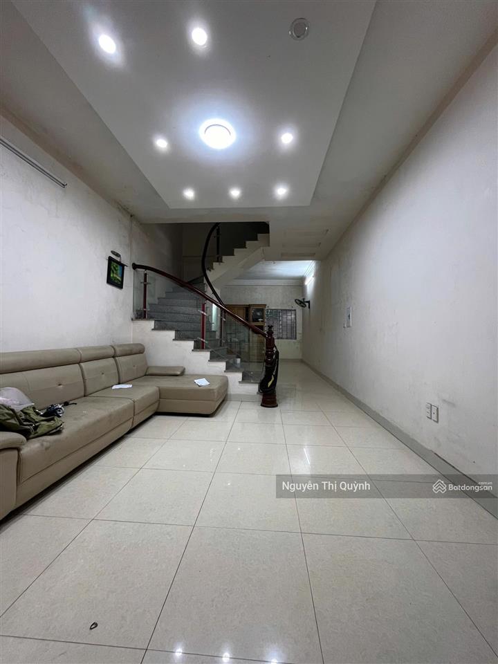 Bán nhà nguyên xá, bắc từ liêm, oto đỗ cửa. 62m2 x 5 tầng. nhà 2 thoáng trước sau
