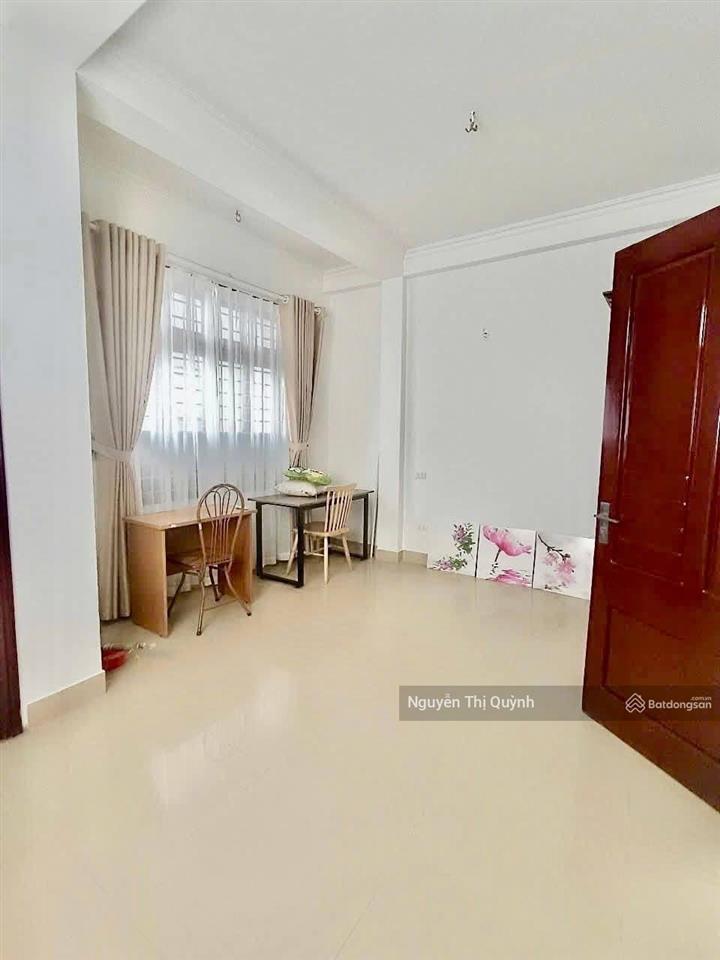 Bán nhà nguyên xá, bắc từ liêm, oto đỗ cửa. 62m2 x 5 tầng. nhà 2 thoáng trước sau