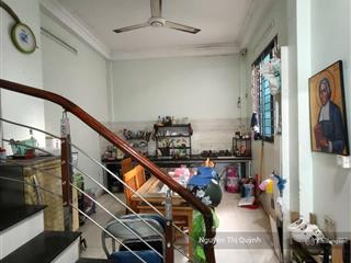 Bán nhà đường kiều mai  quận bắc từ liêm. cách 1 nhà ra oto. 37m2 x 4tầng. giá 8.6 tỷ.