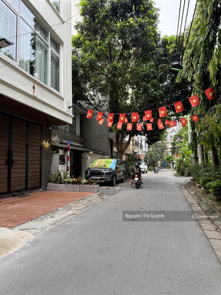 Đất phân lô phố huy du  khu liên cơ  vỉa hè rộng ô tô tránh  140m²  mt 9m