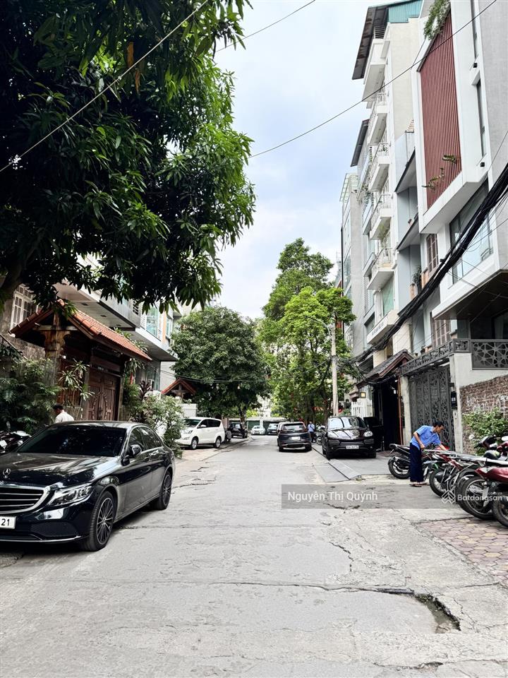 Đất phân lô phố huy du  khu liên cơ  vỉa hè rộng ô tô tránh  140m²  mt 9m