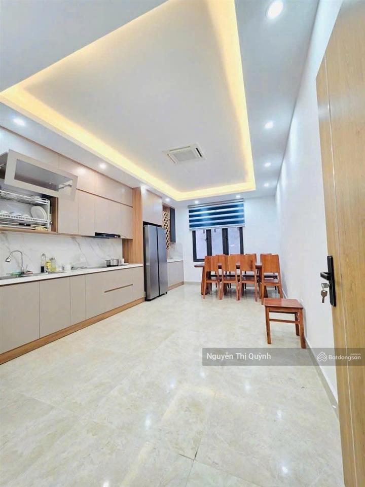 Phân lô phạm tuấn tài  thang máy ô tô  65m² x 5 tầng. nhà 2 thoáng trước sau.