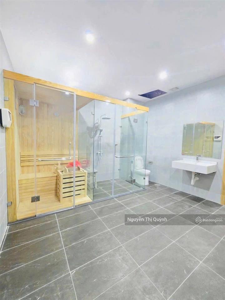 Phân lô phạm tuấn tài  thang máy ô tô  65m² x 5 tầng. nhà 2 thoáng trước sau.