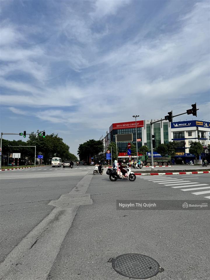 Cho thuê sàn văn phòng hơn 200m trịnh văn bô nam từ liêm
