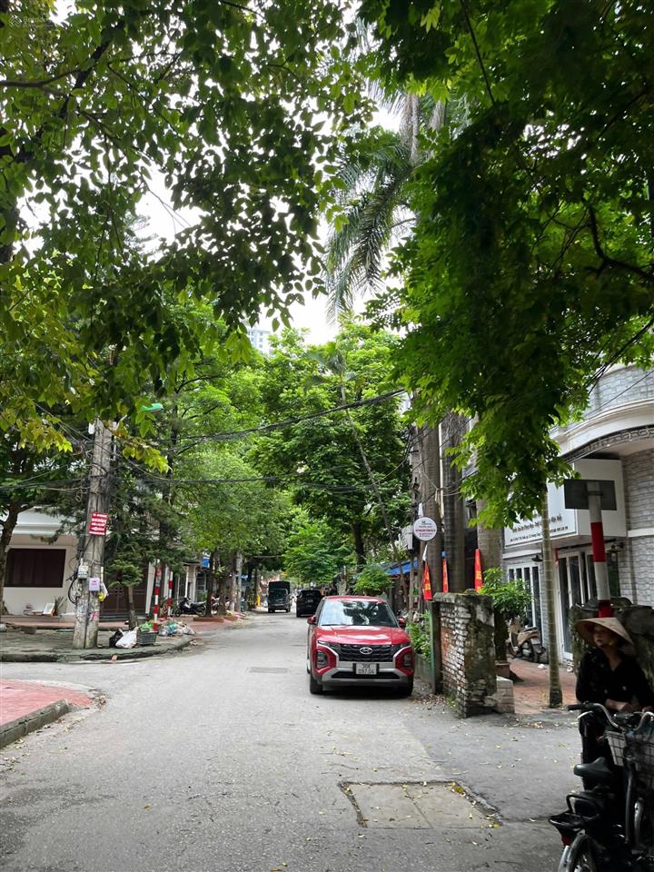 Bán nhà phân lô hoàng công chất gần goldmark city  50m2 giá 12,7 tỷ