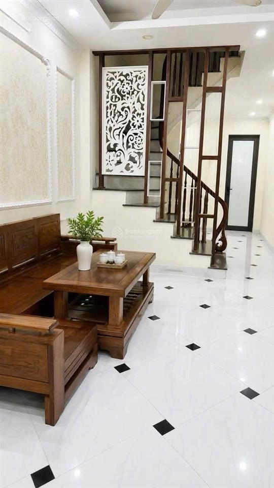 Bán nhà phương canh 30m x 5 tầng giá 4,8 tỷ cách đường ô tô 30m