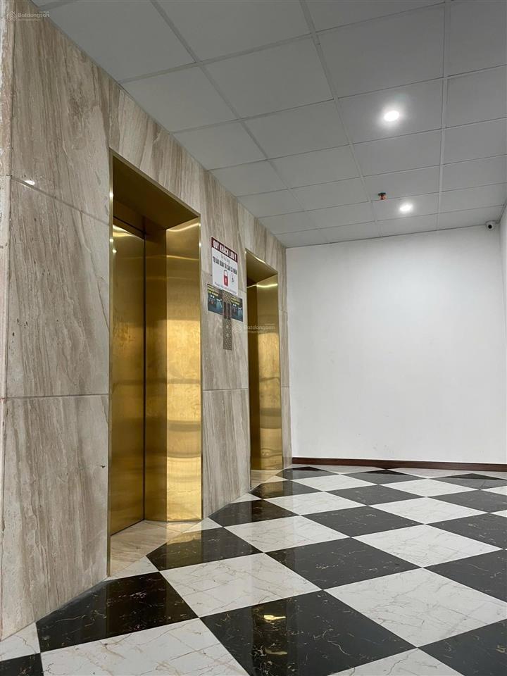 Cho thuê văn phòng mặt đường cầu diễn. 400m2/sàn