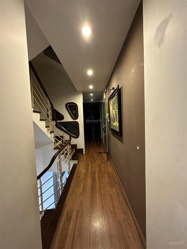 Cho thuê nhà riêng 70m2 số 11 ngõ 1 nguyễn văn huyên