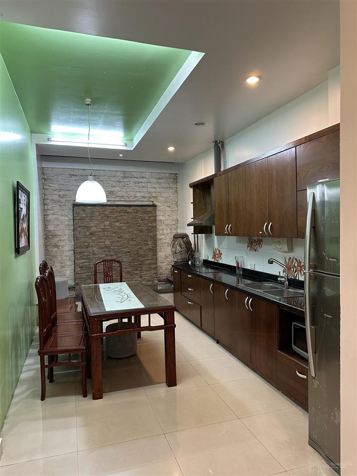 Cho thuê nhà riêng 70m2 số 11 ngõ 1 nguyễn văn huyên
