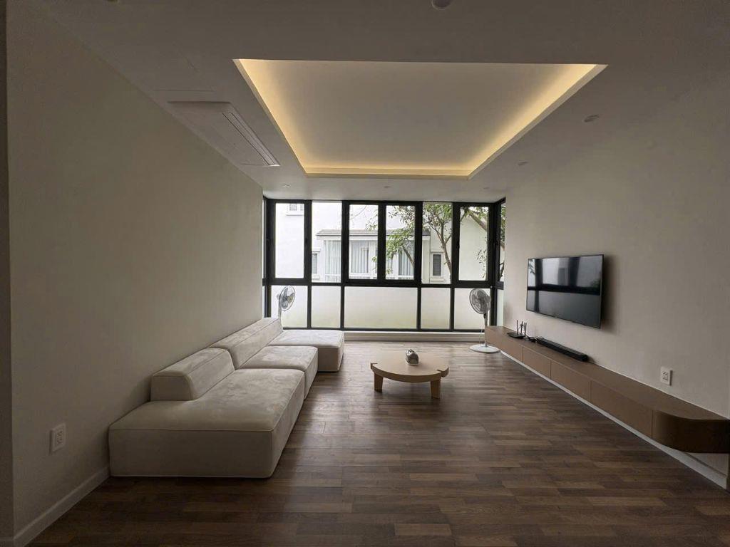Chính chủ bán biệt thự Song lập hơn 250m2 tại Ecopark - Nhà đẹp mới