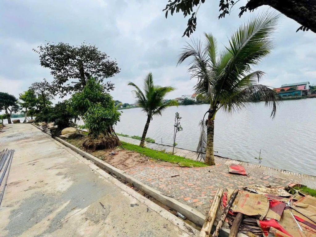 Bán đất Liên Nghia Văn Giang View Hồ rộng gần Ecopark. sdt 0918114743