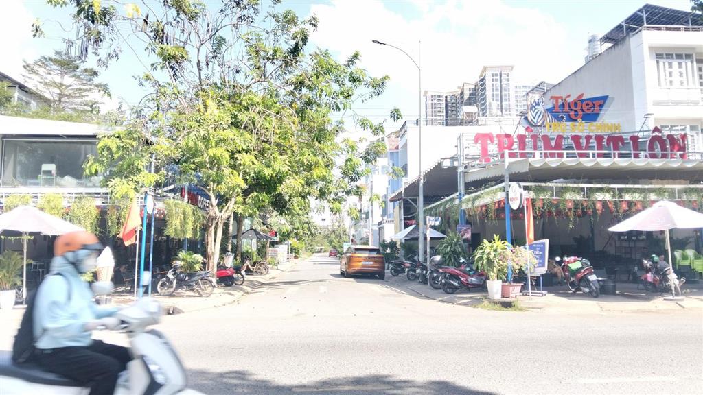 Cần bán đất đường 2c phước thiện.