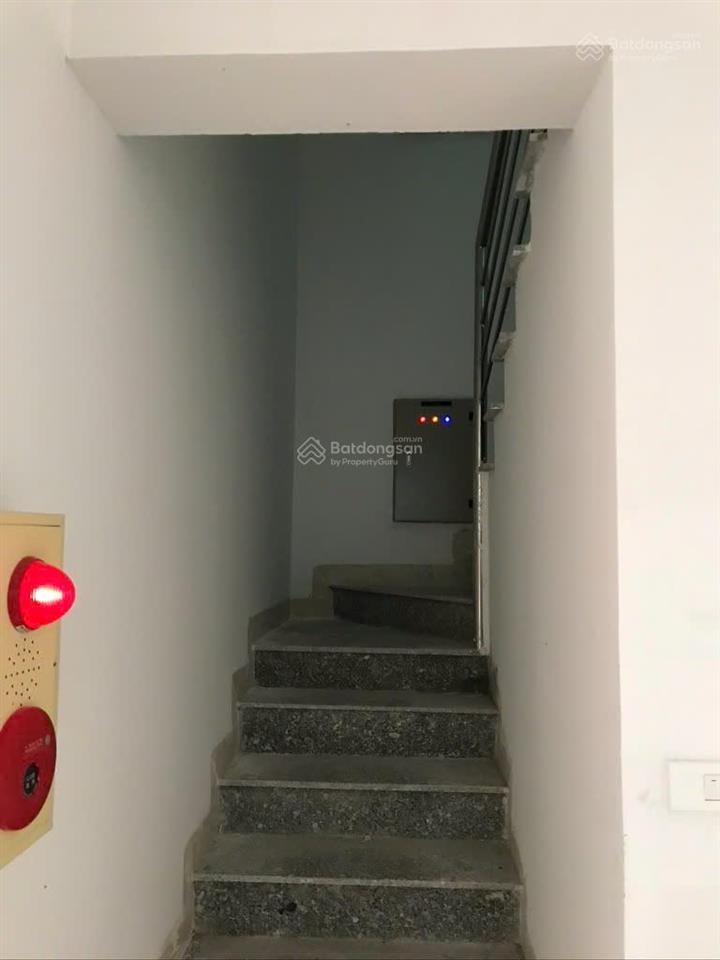 Văn phòng mặt hồ kim đồng, còn duy nhất 1 sàn 70m2 giá thuê 15.5tr, full tiện ích   0976 368 ***