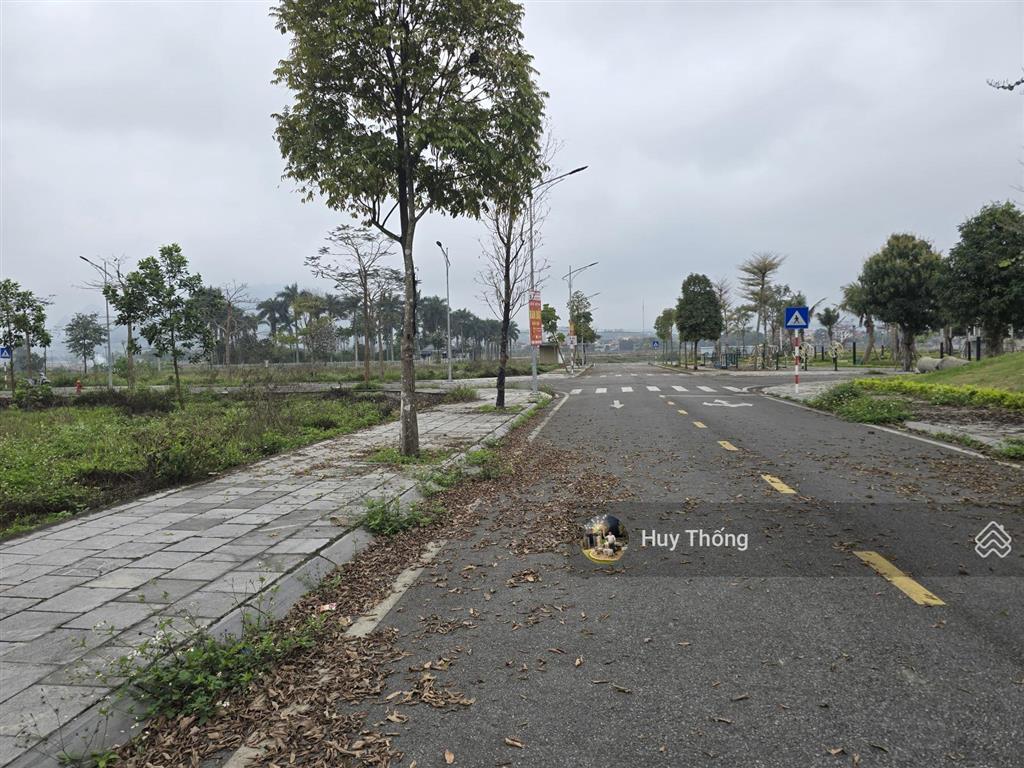 Bán lô góc 222,5m2 phương đông green valley, lương sơn, giáp xuân mai hn 5km