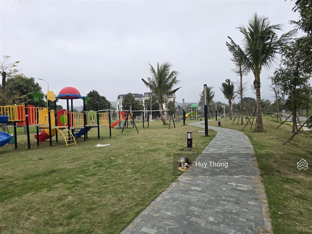 Bán lô góc 222,5m2 phương đông green valley, lương sơn, giáp xuân mai hn 5km