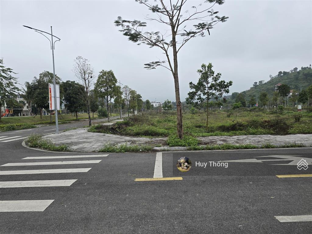 Bán lô góc 222,5m2 phương đông green valley, lương sơn, giáp xuân mai hn 5km