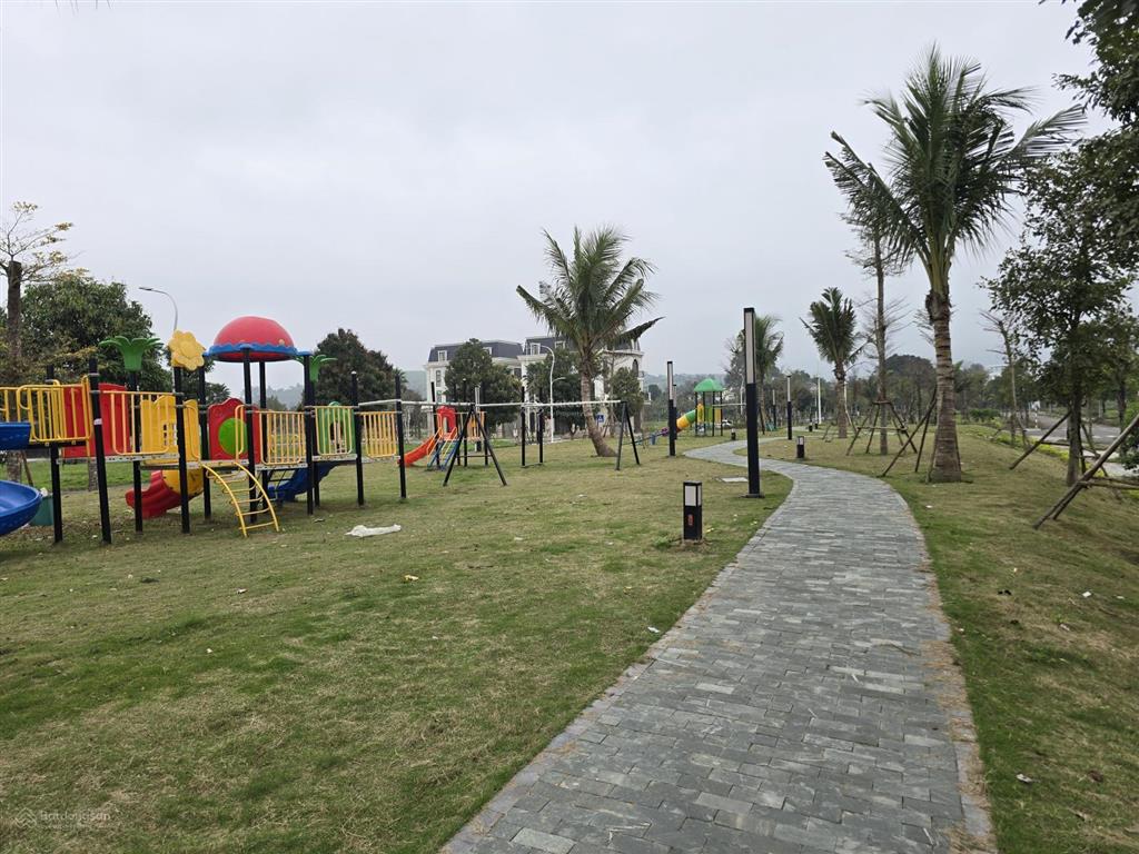 Bán 114m2 phương đông, lương sơn, phú thọ. giá 2,3 tỷ. cách xuân mai hn 5km