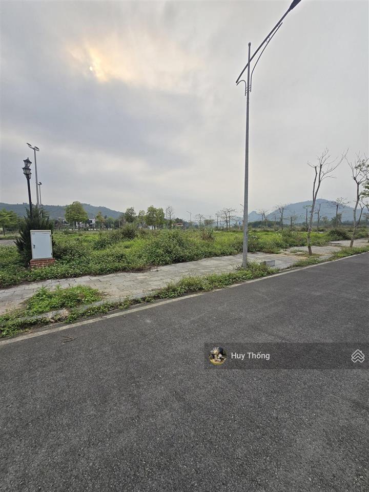 Bán 115,5m2 phương đông, lương sơn, phú thọ. giá nhỉnh 2,x tỷ. cách xuân mai hn 5km