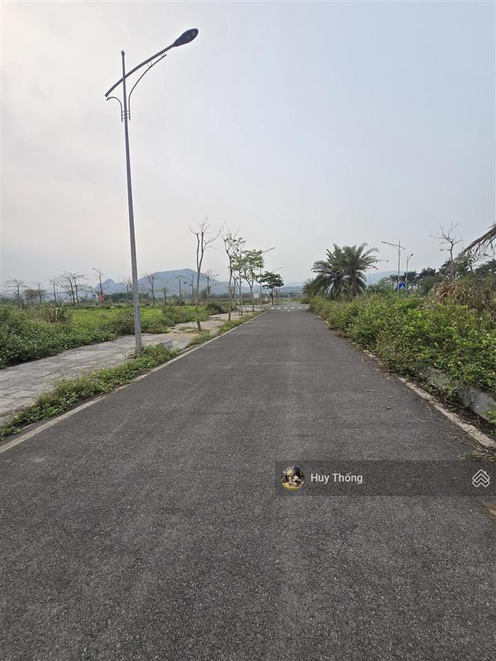 Bán 115,5m2 phương đông, lương sơn, phú thọ. giá nhỉnh 2,x tỷ. cách xuân mai hn 5km