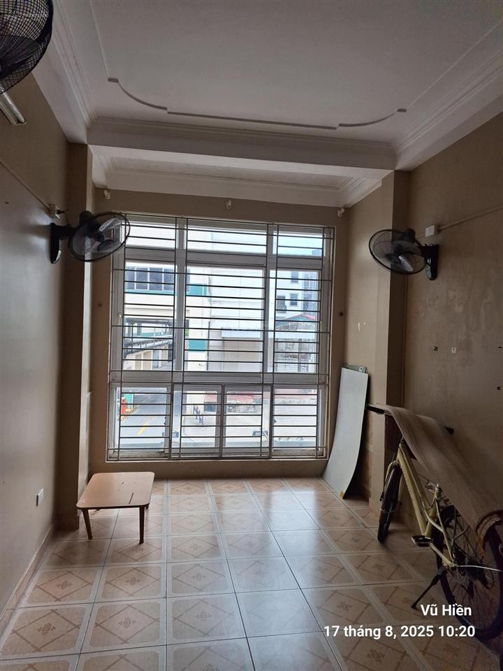 Bán nhà riêng 4t, 64,5m2, mặt phố long biên 2 cụm ngọc lâm, phường bồ đề, tp hà nội