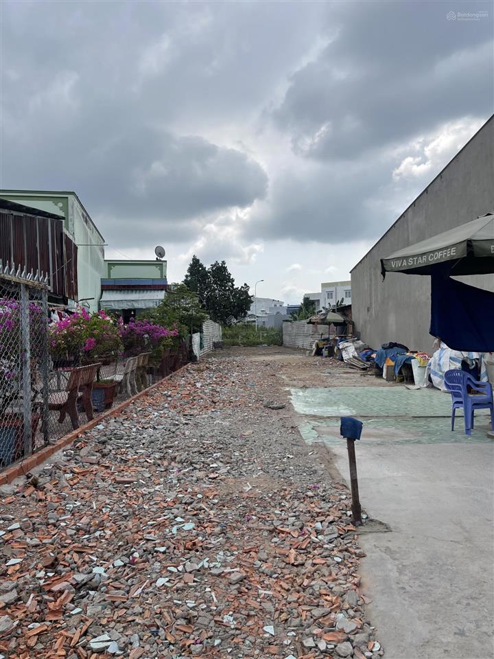 Nền đẹp đâu lưng khu dân cư 91b gđ 3  vị trí kế đường dẫn cầu đầu sấu trần hoàng na