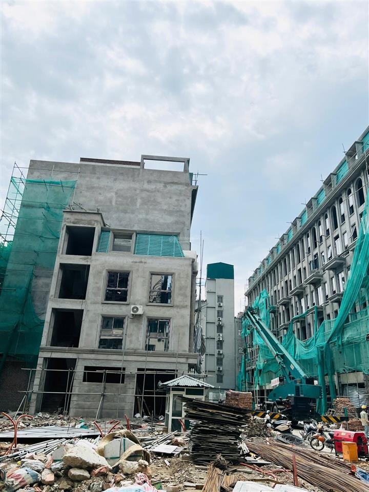 Shophouse trung tâm quận ba đình, 7 tầng có hầm, sẵn sổ, đường 3 ô tô tránh nhau giá tốt.0965 572 ***