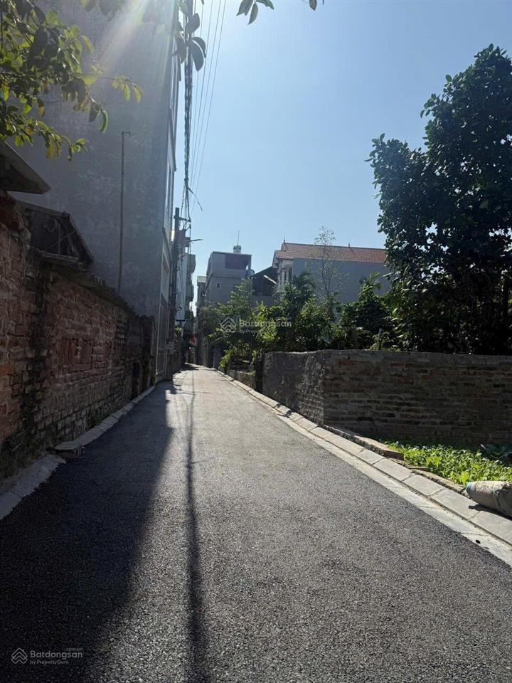 Cần bán 48,5m2 nam hồng( phúc thịnh) chưa đến 4 tỷ.