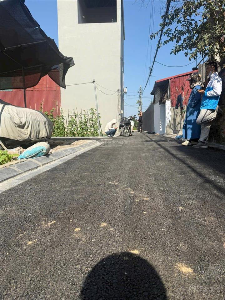 Cần bán 48,5m2 nam hồng( phúc thịnh) chưa đến 4 tỷ.