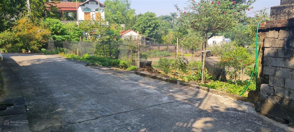 Bán đất nhà vườn 1878/200m2 thổ cư giá 5tr/m2 tại xã thủy xuân tiên, chương mỹ, hà nội