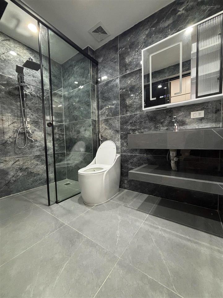 Nhà riêng 50m2  gia thuỵ  bồ đề
