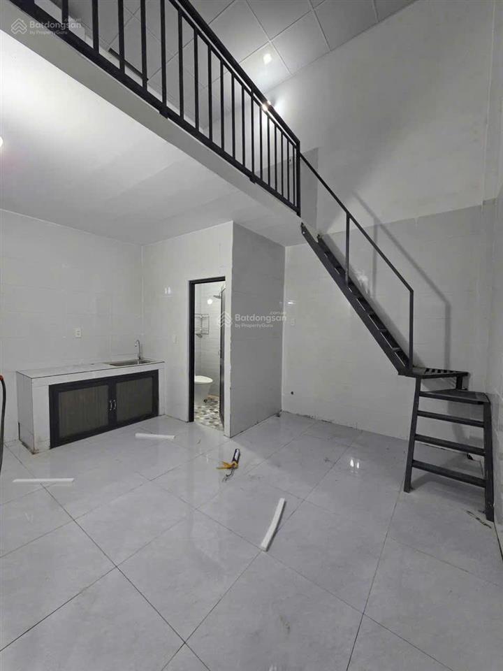 1,25 tỷ nhà trọ mới xây minh hưng, chơn thành, đất 250m2 cộng với 1 kiot 4 phòng, thu 10tr tháng