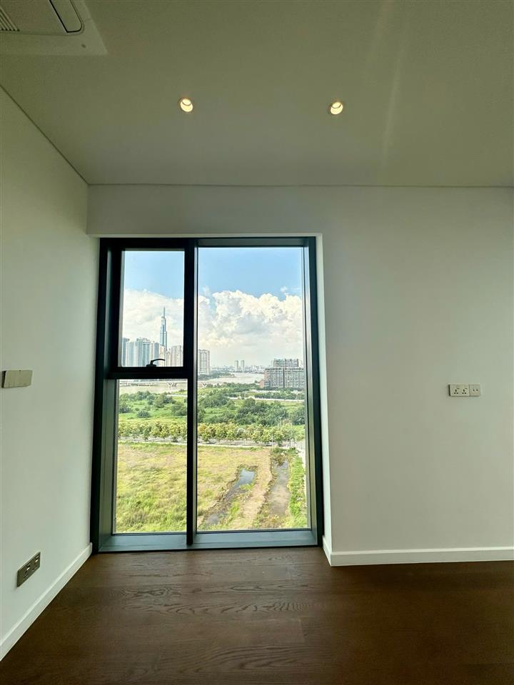 The crest bán căn 2pn diện tích 94m2, căn góc view thoáng  giá 25 tỷ