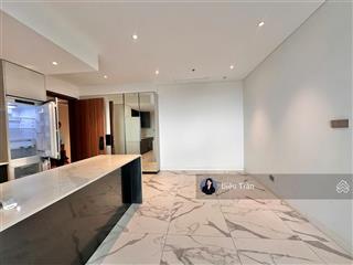 The crest cho thuê căn hộ 2pn diện tích lớn có bồn tắm nằm 40tr/tháng.