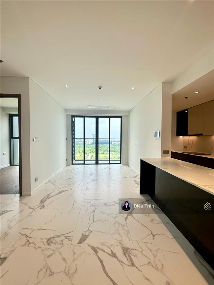 The crest cho thuê căn hộ 2pn, căn góc diện tích lớn 94m2, nội thất cơ bản 45tr/tháng