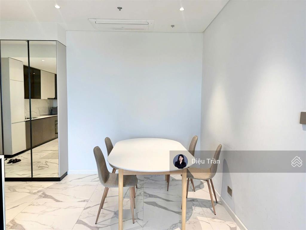 Cho thuê căn hộ 2pn diện tích lớn, căn góc 2 mặt view cực thoáng 55tr/tháng