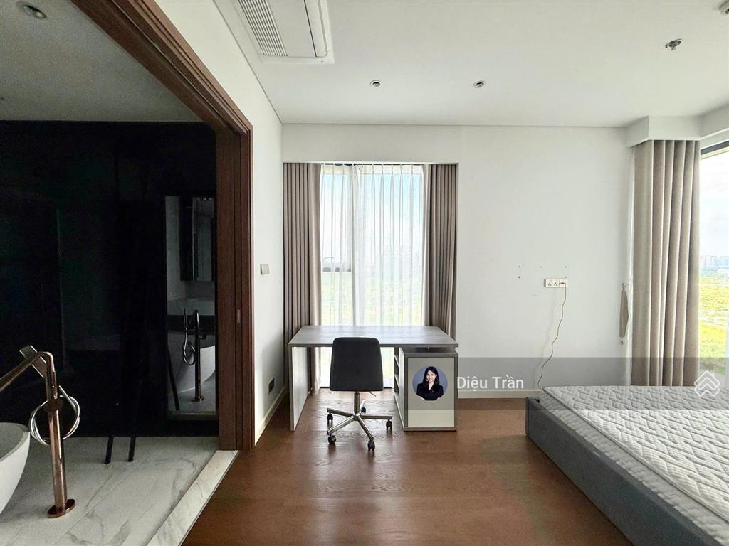 Cho thuê căn hộ 2pn diện tích lớn, căn góc 2 mặt view cực thoáng 55tr/tháng