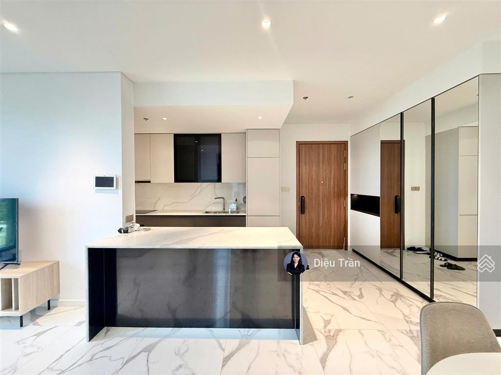 Cho thuê căn hộ 2pn diện tích lớn, căn góc 2 mặt view cực thoáng 55tr/tháng